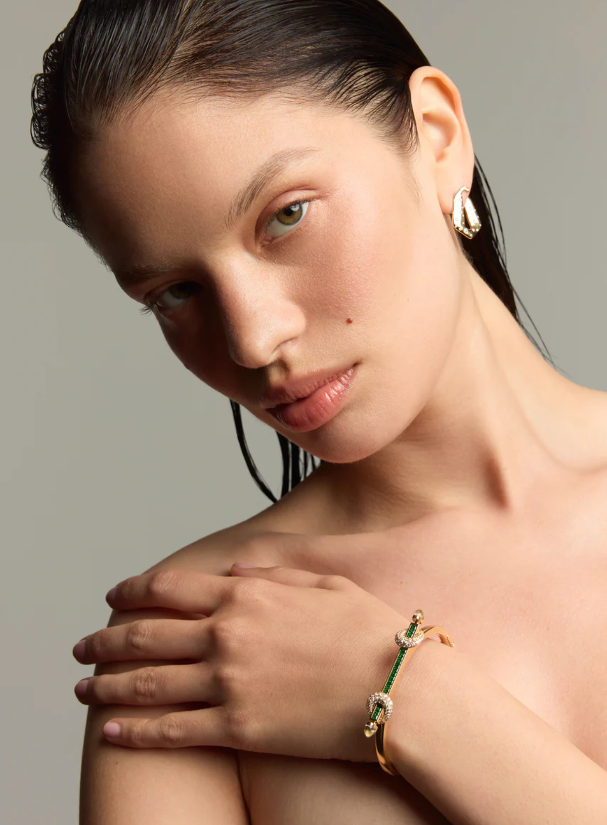 Chakra Icon Bracelet Tsavorite Baguette