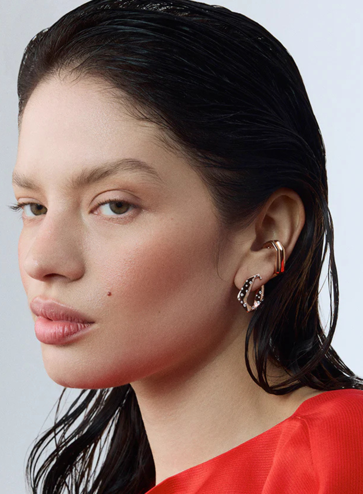 Rose Gold Diamond Carved Earring