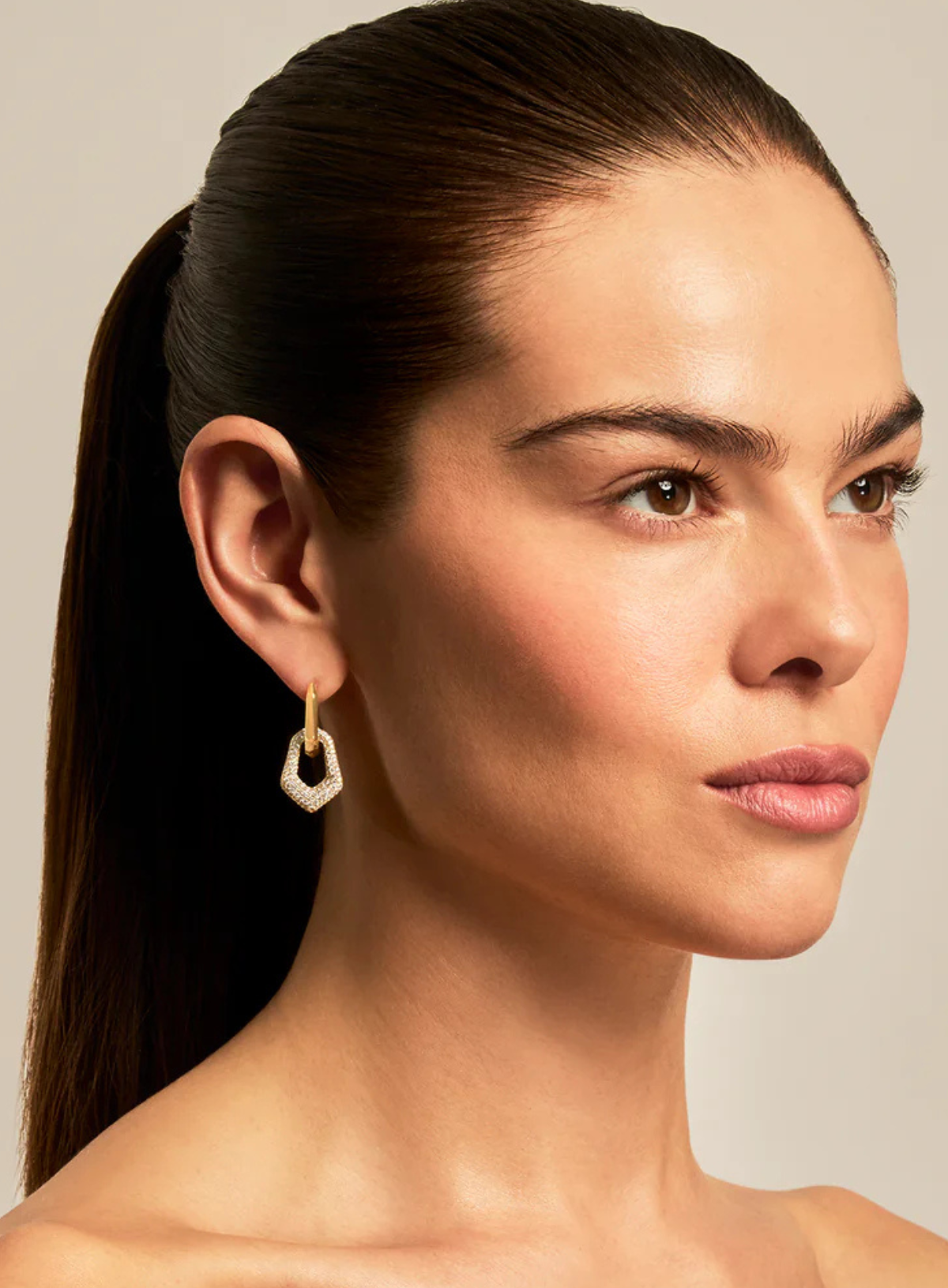 Yellow Gold Pave Diamond Carved Earring