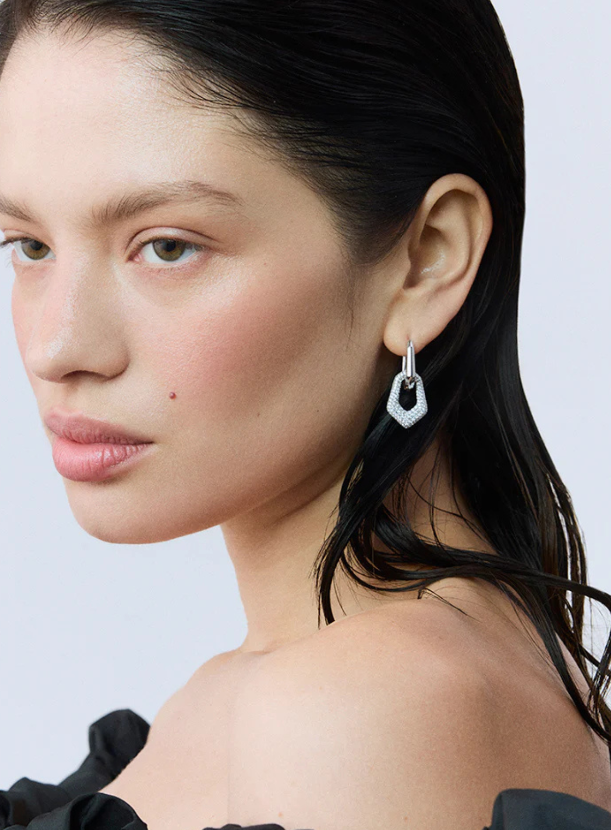 White Gold Pave Diamond Carved Earring