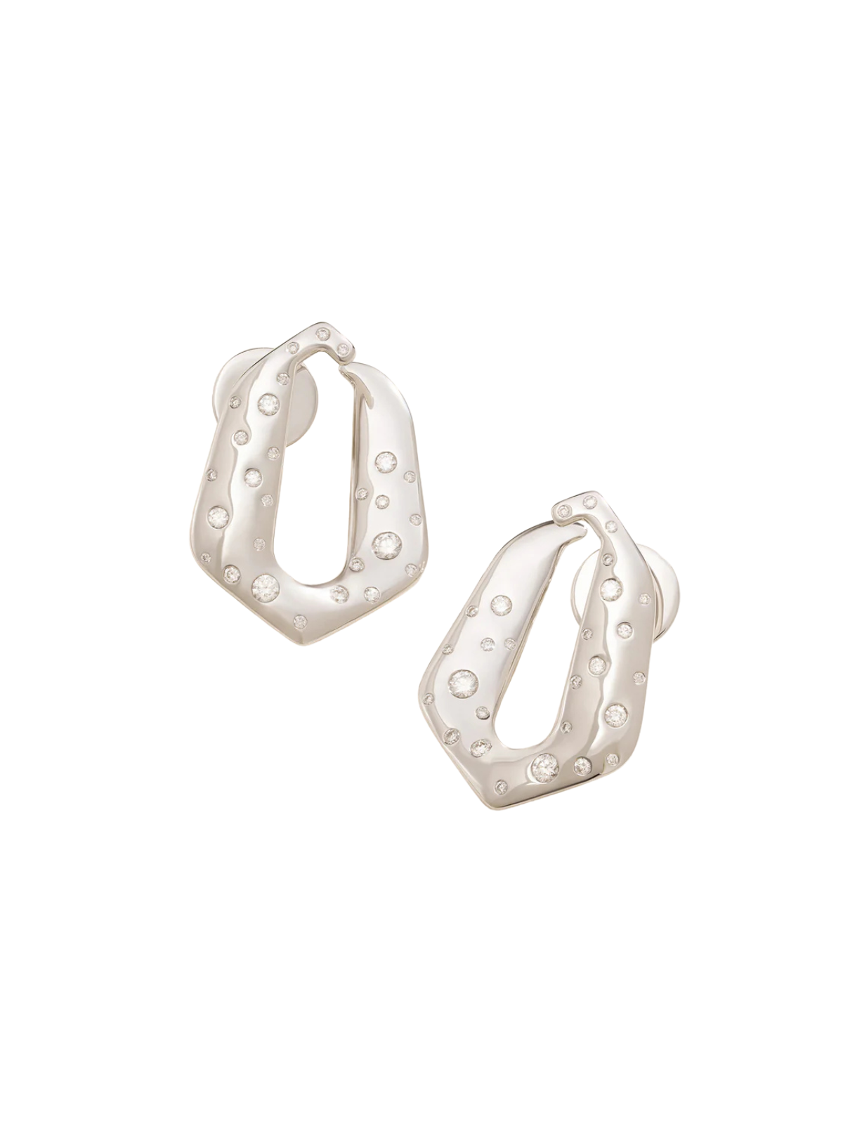White Gold Diamond Carved Earring